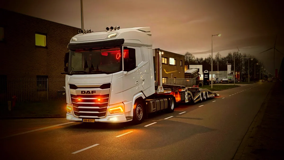 ATJR autotransporter onderweg